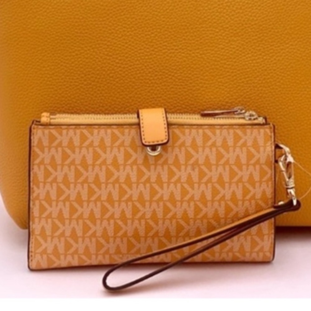 Michael Kors Double Zip Wallet Wristlet Honeycomb - Picture 4 of 12